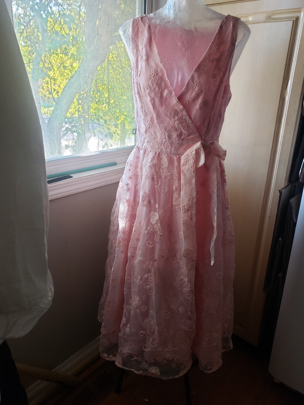 Elegant Blush Pink Lace Formal Dress with Bow Waist Zipper Back